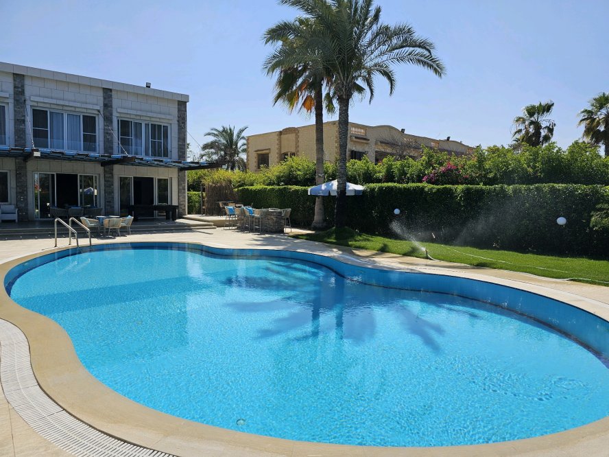 فيلا 7 غرف للايجار في مارينا بحمام سباحه